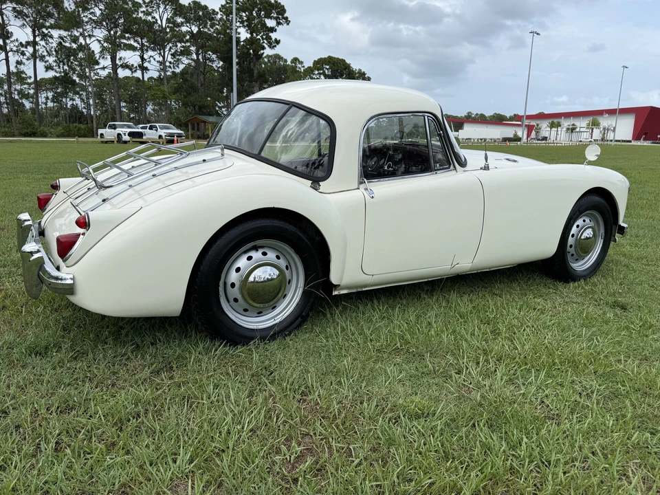 1960 MG MGA 1600 - Image 13 of 31