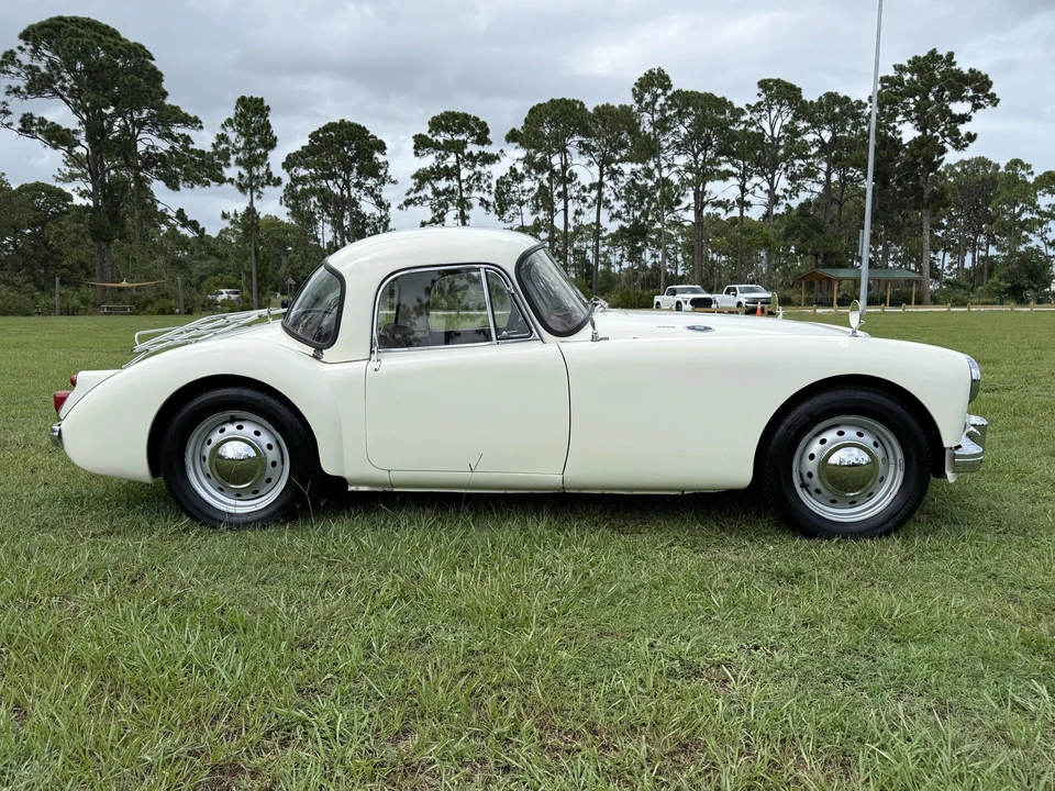 1960 MG MGA 1600 - Image 16 of 31
