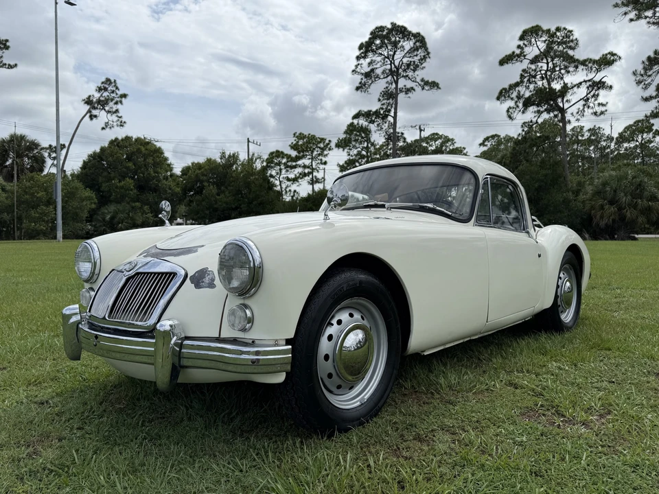 1960 MG MGA 1600 - Image 2 of 31