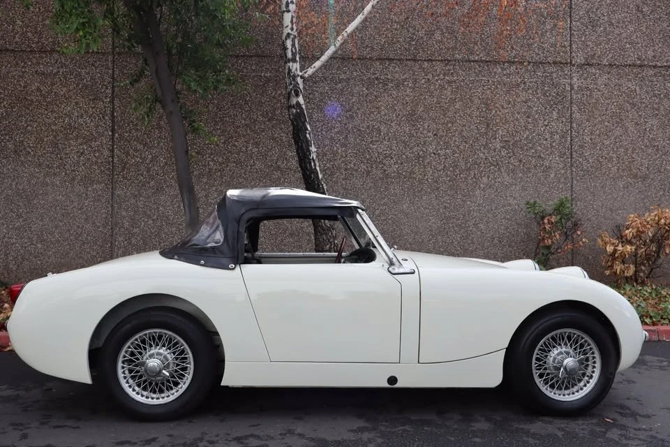 1960 Austin-Healey Sprite Mark I - Image 10 of 20