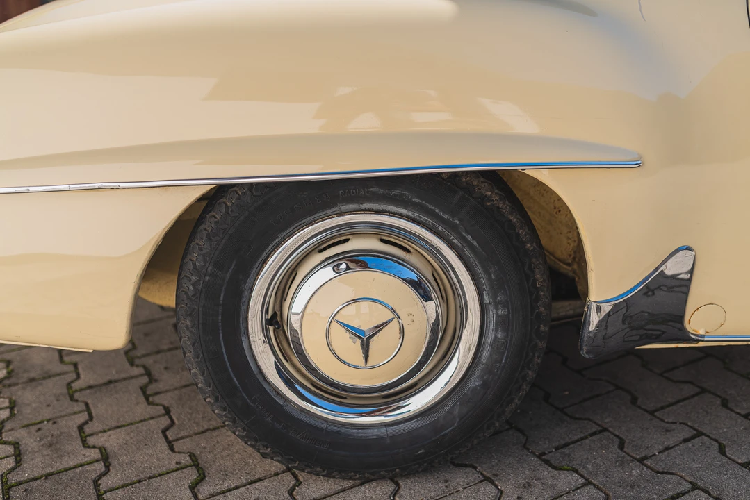 1960 Mercedes-Benz 190 SL - Image 27 of 31