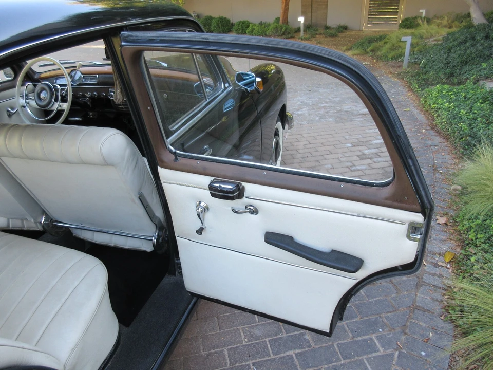 1960 Mercedes-Benz W120 & W121 - Image 11 of 21
