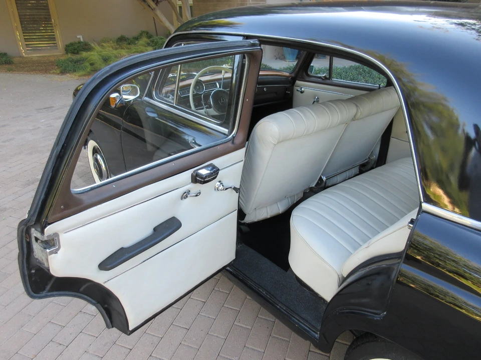 1960 Mercedes-Benz W120 & W121 - Image 10 of 21