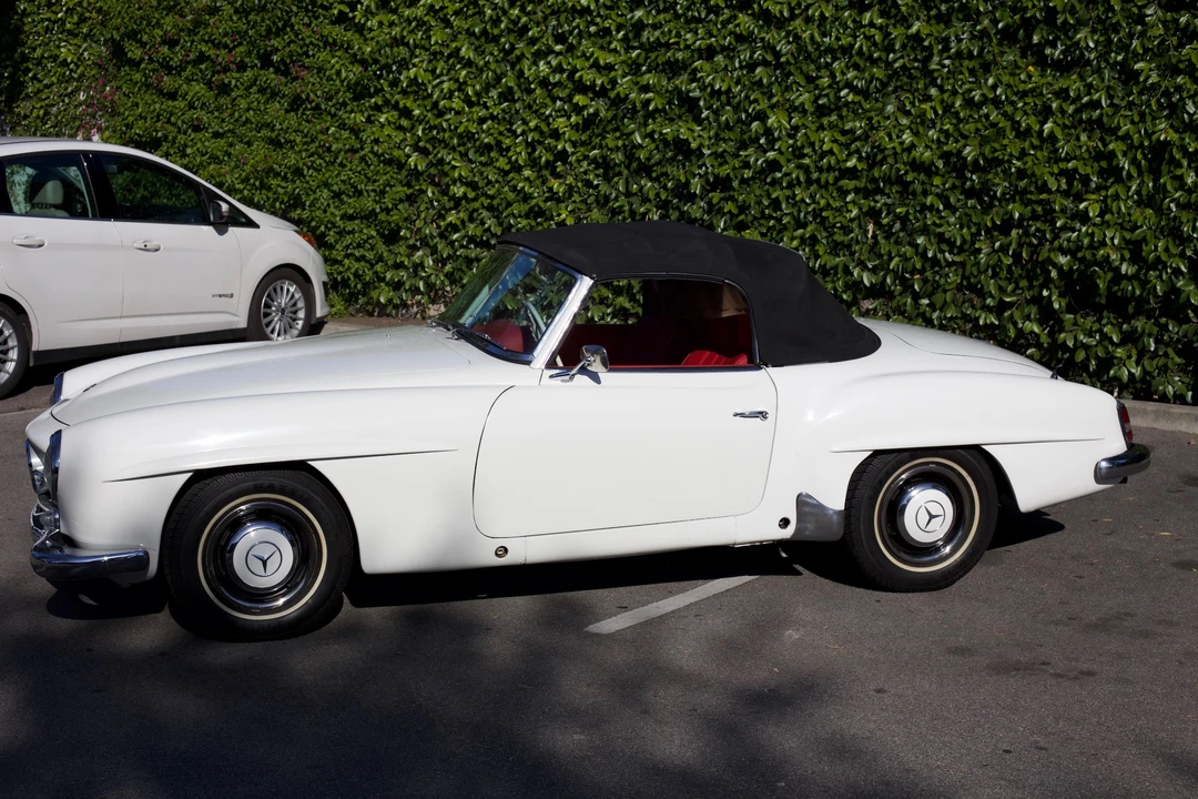 1960 Mercedes-Benz 190 SL - Image 3 of 31