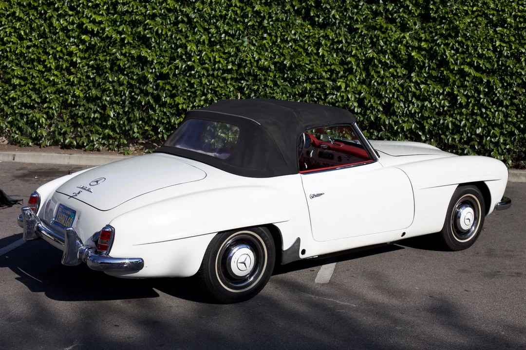 1960 Mercedes-Benz 190 SL - Image 7 of 31