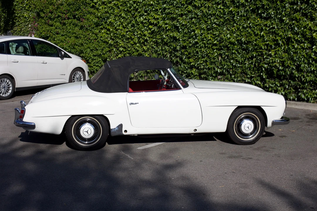 1960 Mercedes-Benz 190 SL - Image 9 of 31