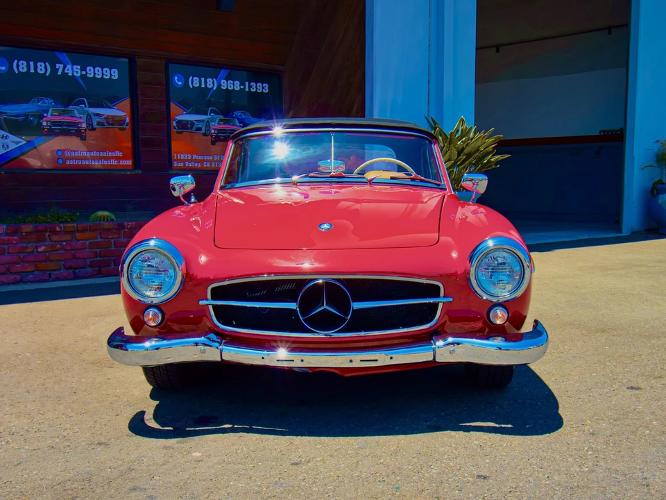 1960 Mercedes-Benz 190 SL - Image 3 of 31