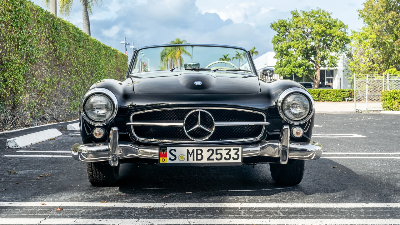1960 Mercedes-Benz 190 SL - Image 2 of 31