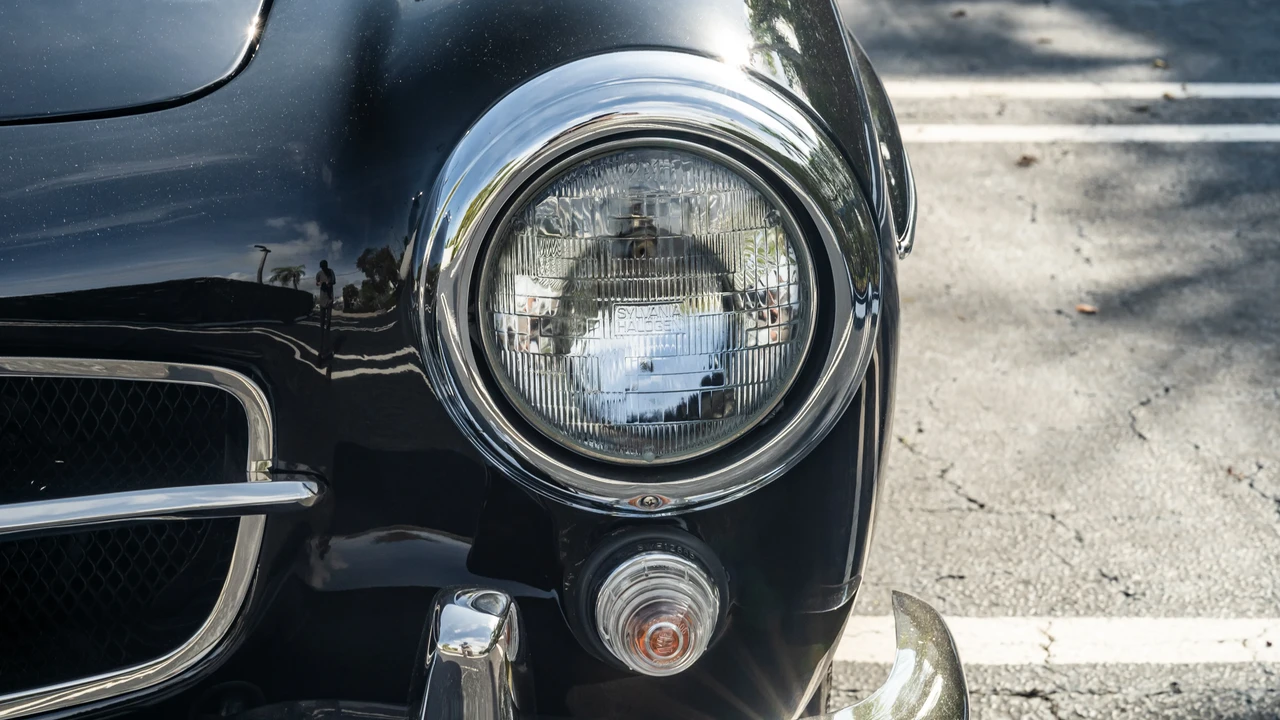 1960 Mercedes-Benz 190 SL - Image 18 of 31