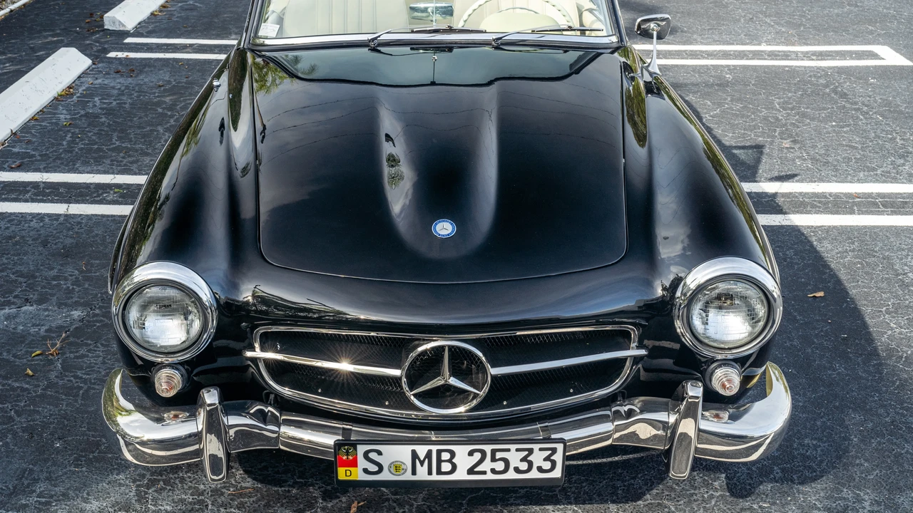 1960 Mercedes-Benz 190 SL - Image 13 of 31