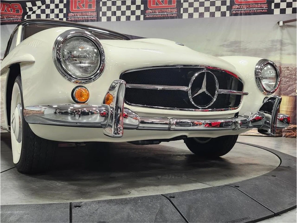 1960 Mercedes-Benz 190 SL - Image 11 of 31
