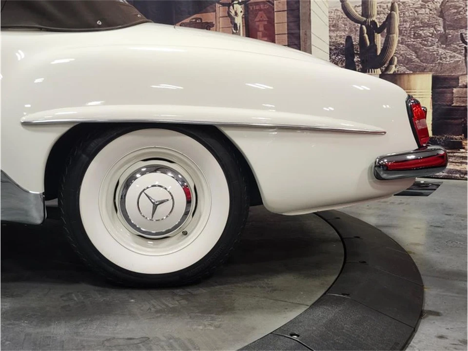 1960 Mercedes-Benz 190 SL - Image 8 of 31