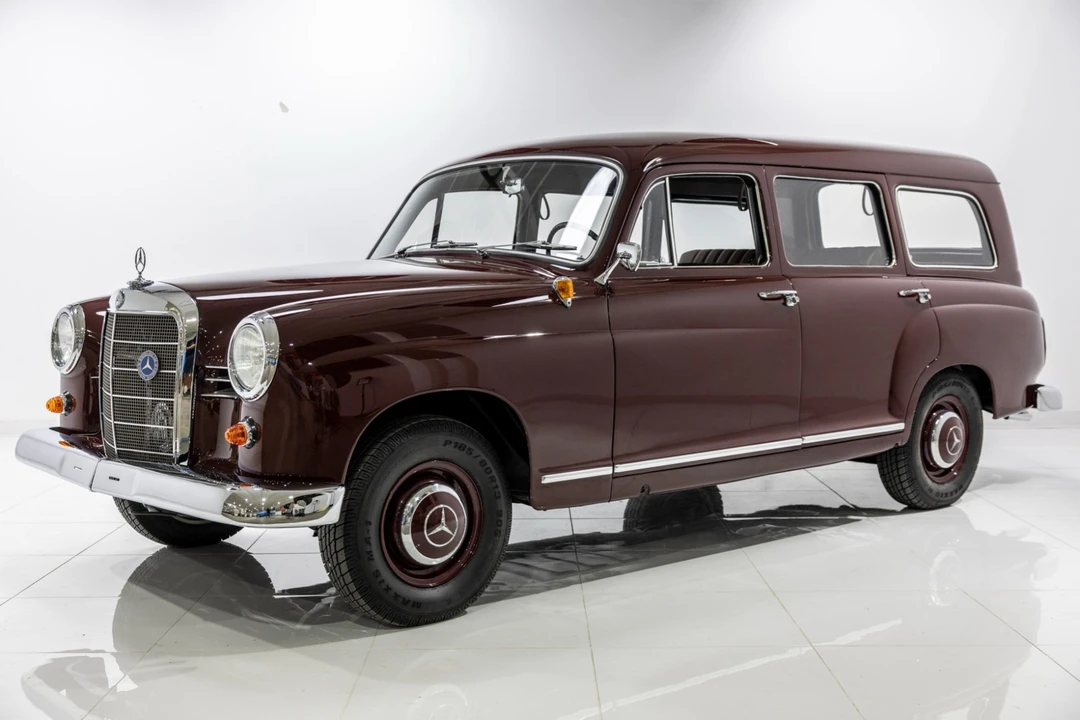 1960 Mercedes-Benz Ponton - Image 1 of 31
