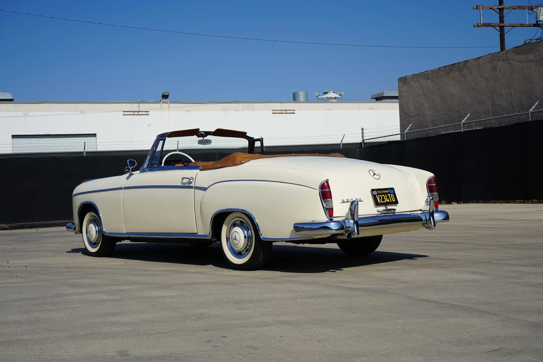 1960 Mercedes-Benz W128 - Image 18 of 31