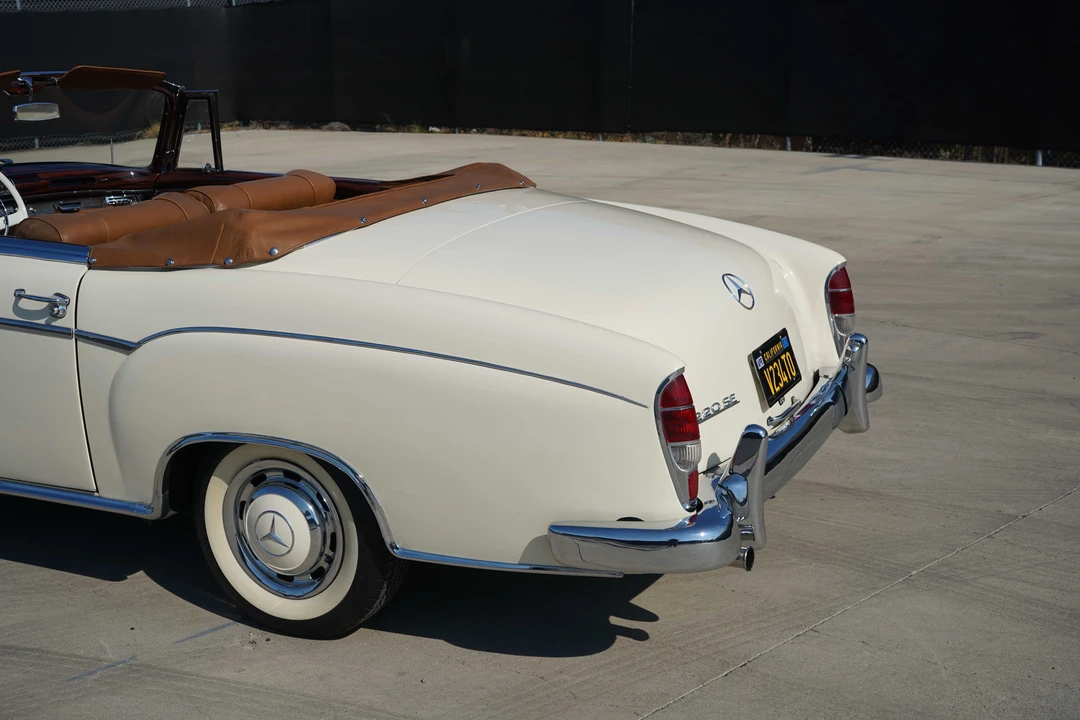 1960 Mercedes-Benz W128 - Image 19 of 31