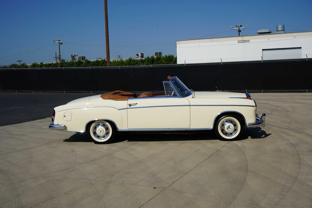 1960 Mercedes-Benz W128 - Image 30 of 31