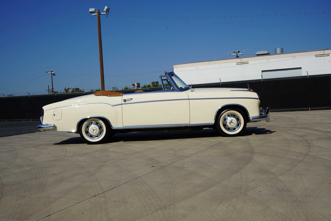 1960 Mercedes-Benz W128 - Image 31 of 31
