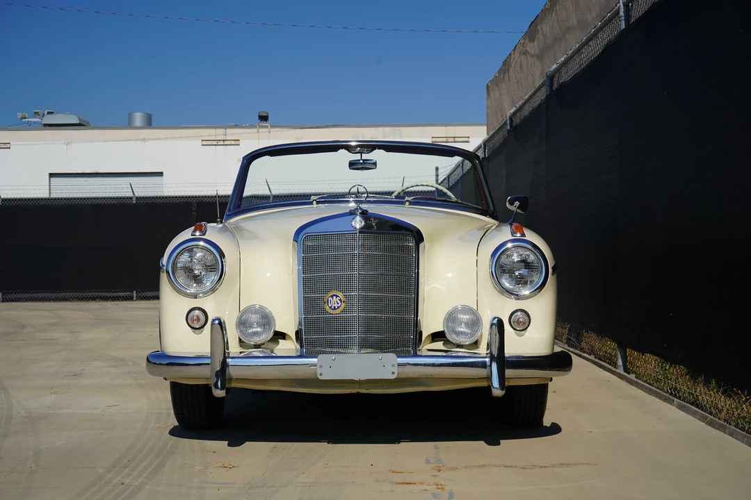 1960 Mercedes-Benz W128 - Image 4 of 31
