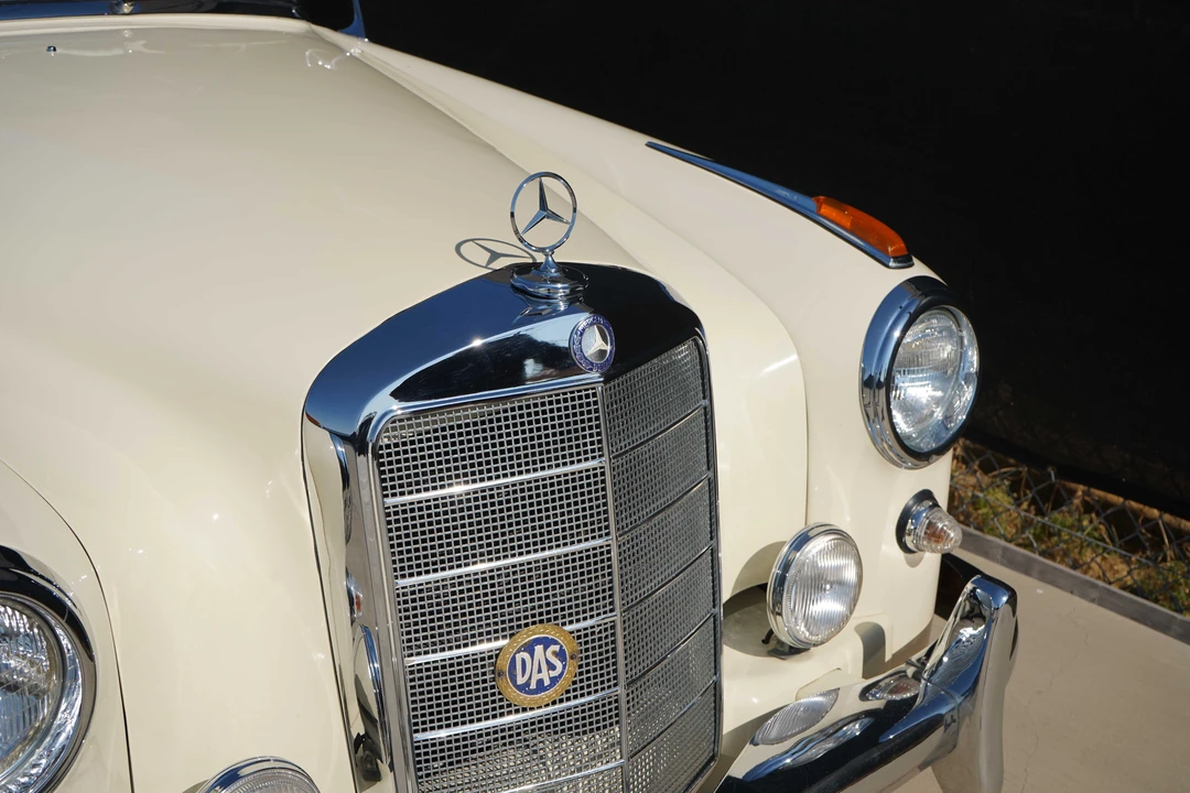 1960 Mercedes-Benz W128 - Image 7 of 31