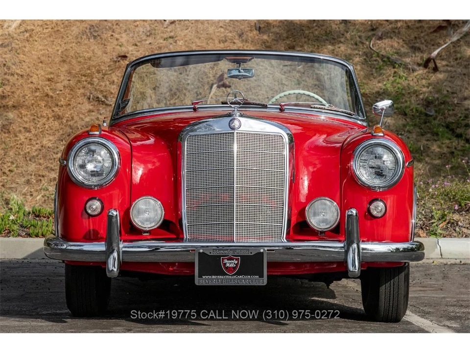 1960 Mercedes-Benz W128 - Image 2 of 31