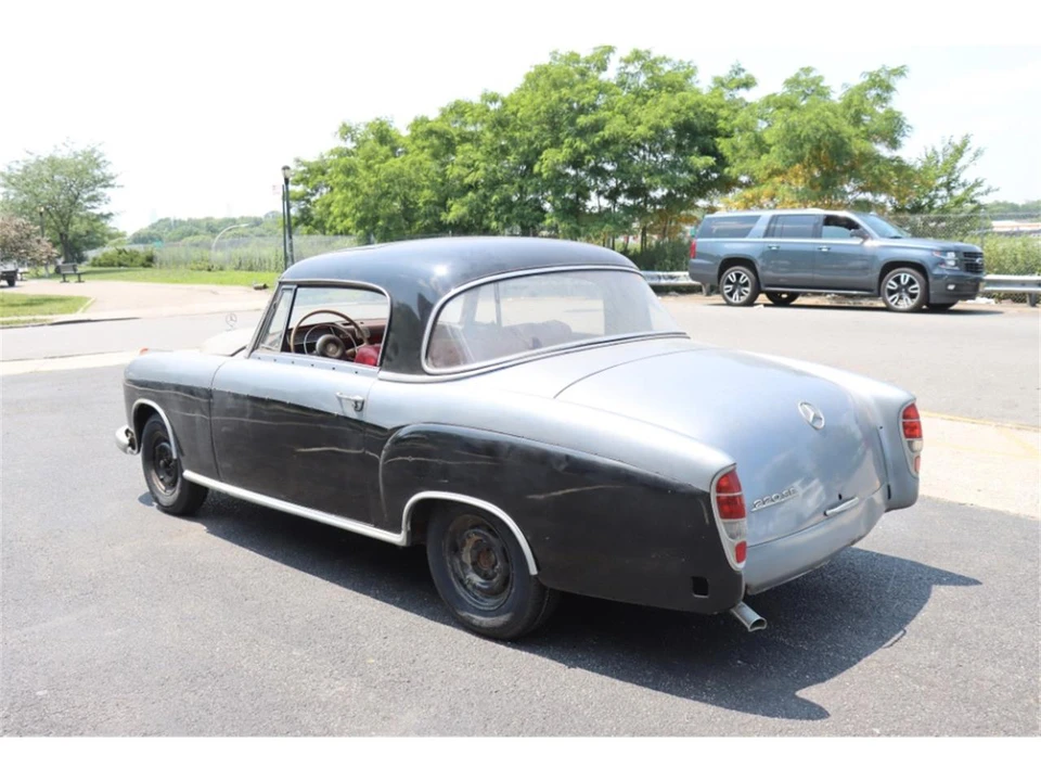 1960 Mercedes-Benz W128 - Image 3 of 5