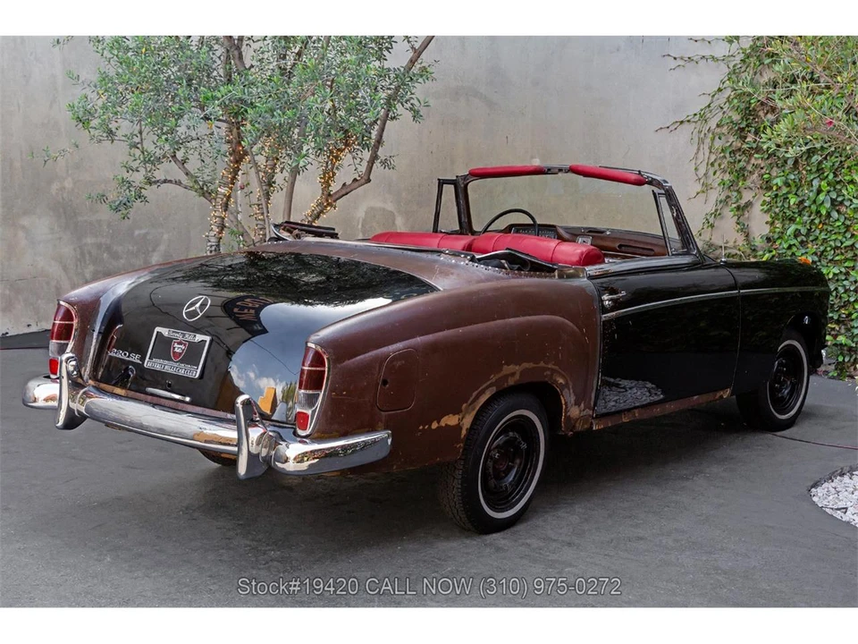 1960 Mercedes-Benz W128 - Image 4 of 31