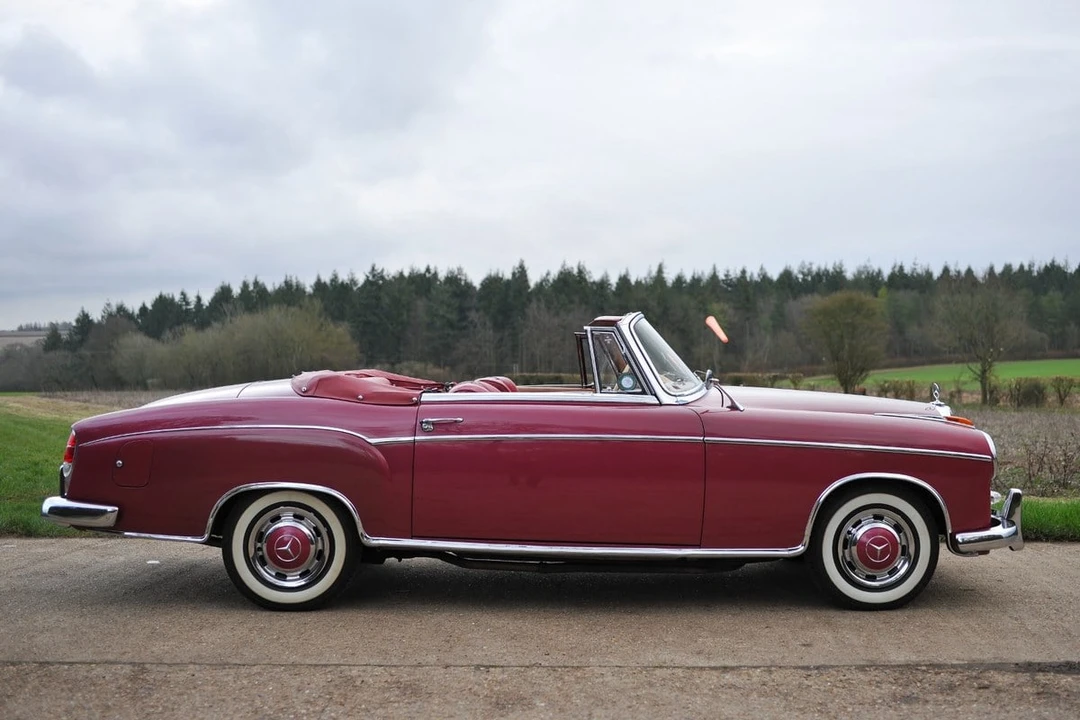 1960 Mercedes-Benz W128 - Image 2 of 30