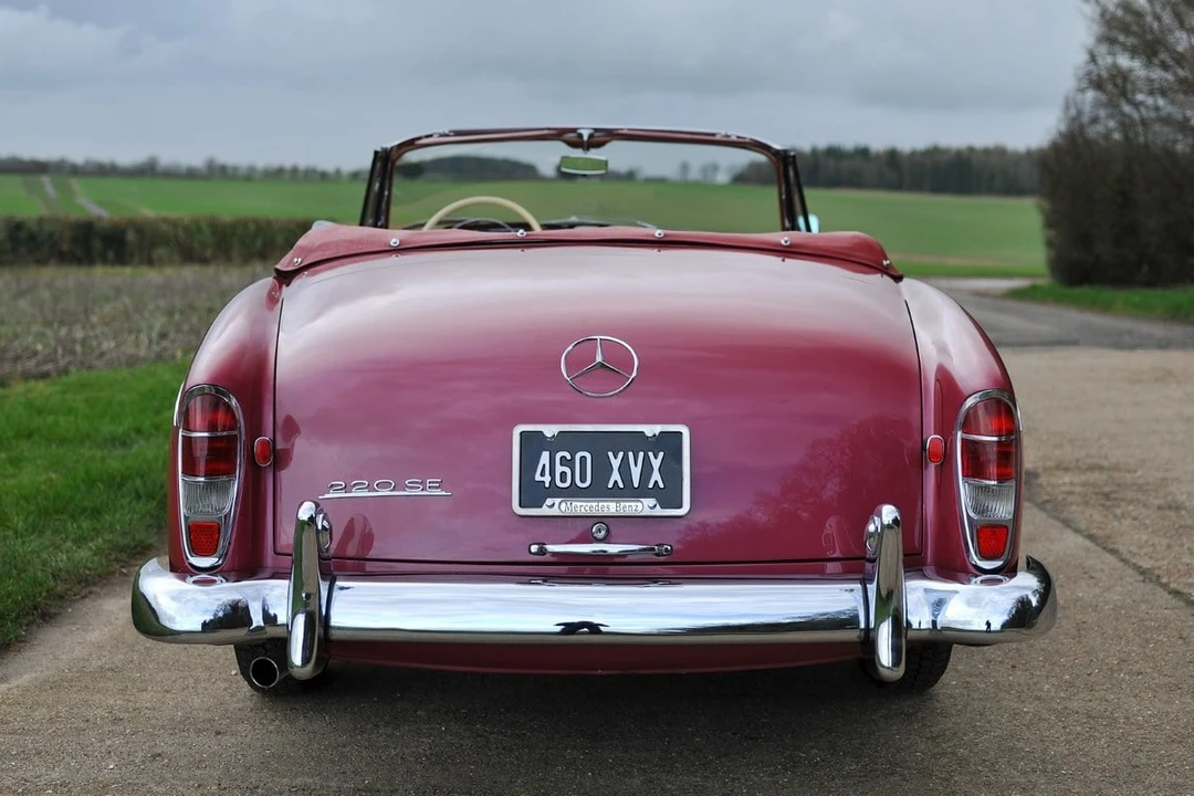 1960 Mercedes-Benz W128 - Image 4 of 30