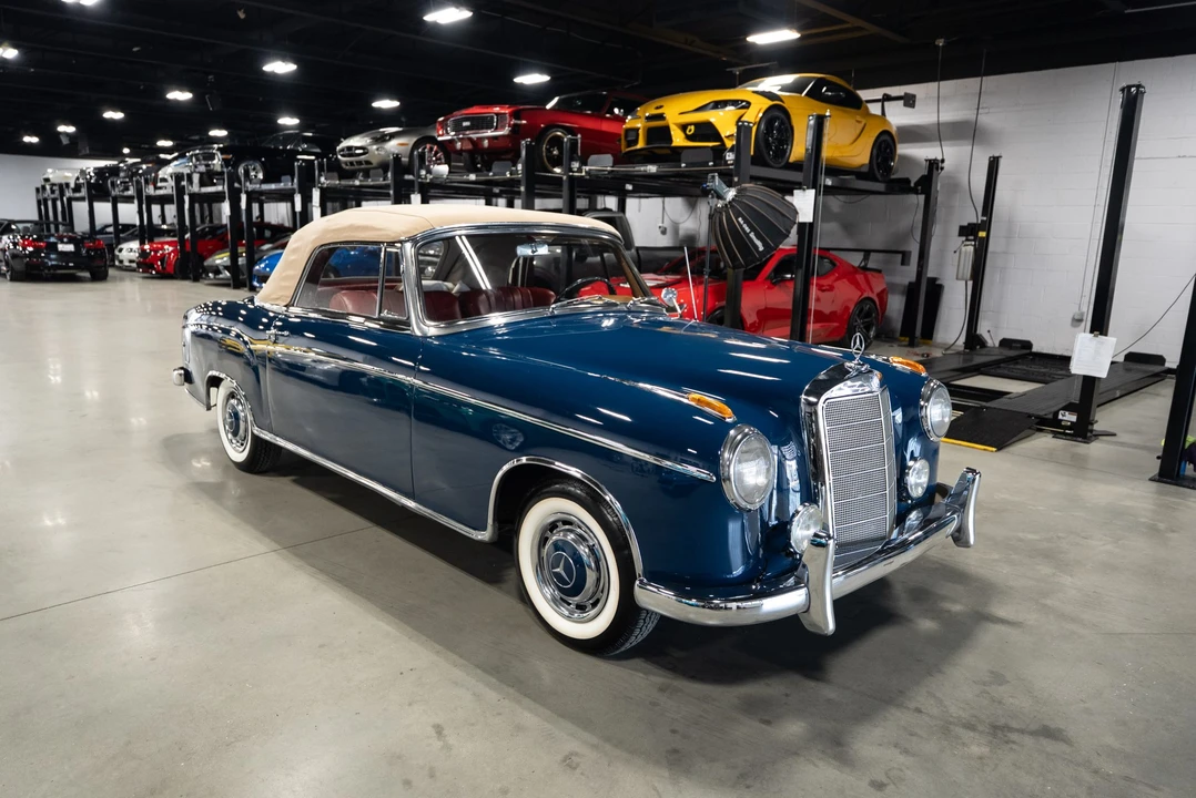 1960 Mercedes-Benz W128 - Image 7 of 31