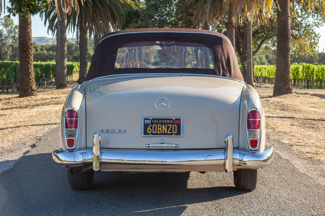 1960 Mercedes-Benz W128 - Image 13 of 31