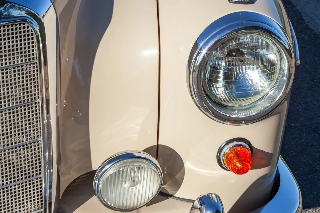 1960 Mercedes-Benz W128 - Image 22 of 31