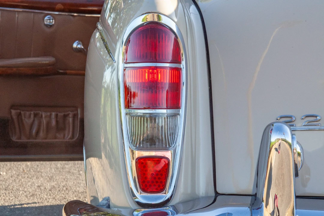 1960 Mercedes-Benz W128 - Image 24 of 31