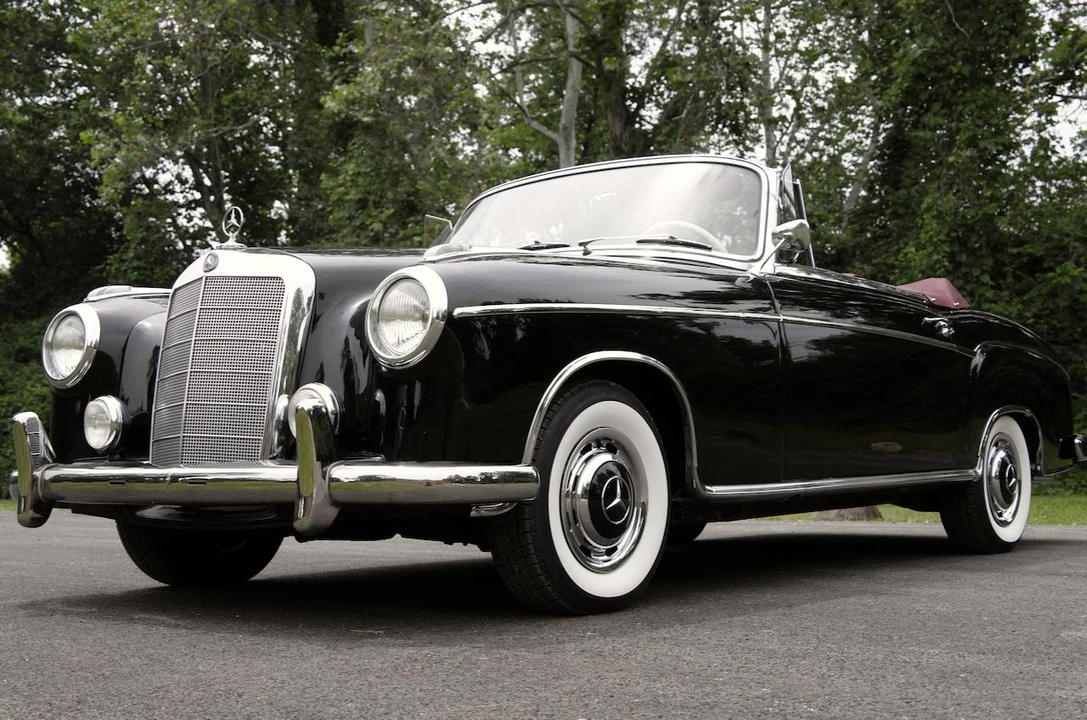 1960 Mercedes-Benz W128 - Image 3 of 31