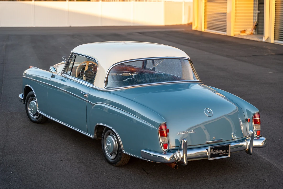 1960 Mercedes-Benz W128 - Image 6 of 31