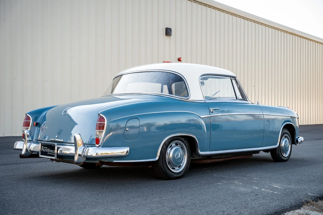 1960 Mercedes-Benz W128 - Image 9 of 31