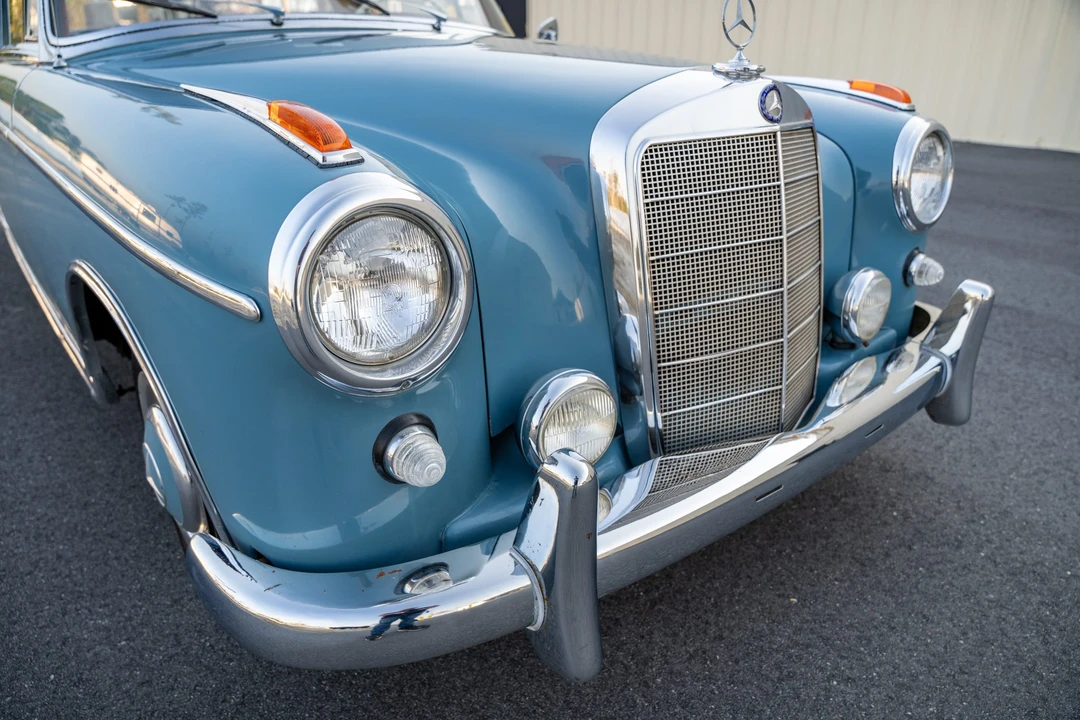 1960 Mercedes-Benz W128 - Image 13 of 31