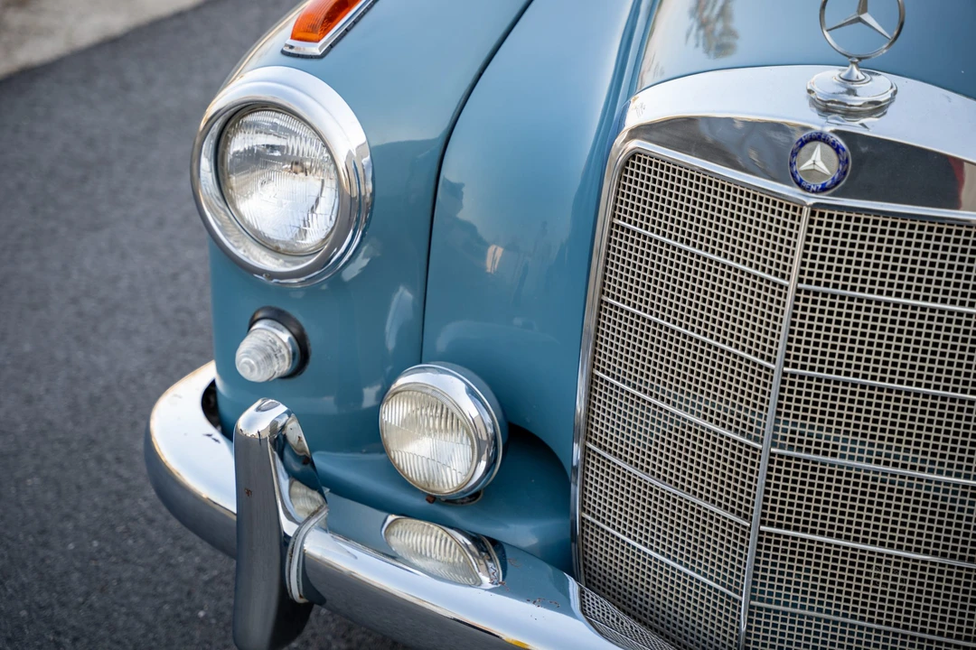 1960 Mercedes-Benz W128 - Image 14 of 31