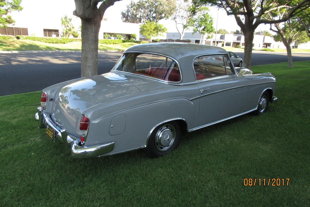 1960 Mercedes-Benz W128 - Image 29 of 31