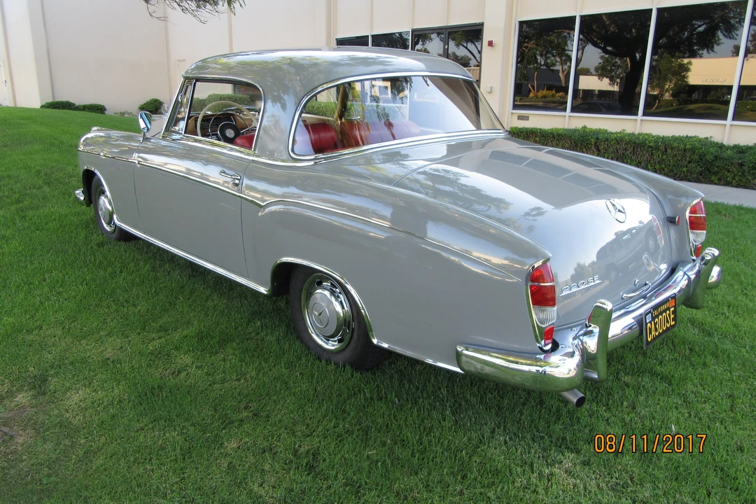 1960 Mercedes-Benz W128 - Image 9 of 31