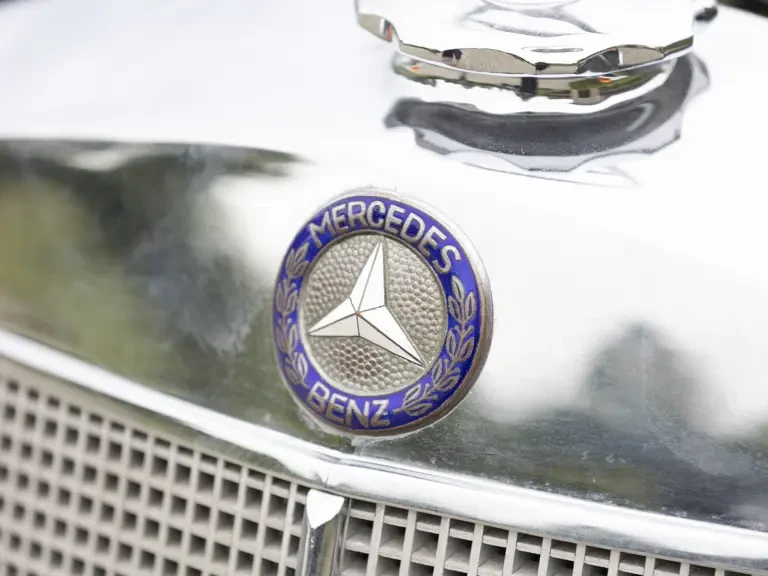 1960 Mercedes-Benz W186 & W189 Adenauer - Image 25 of 31