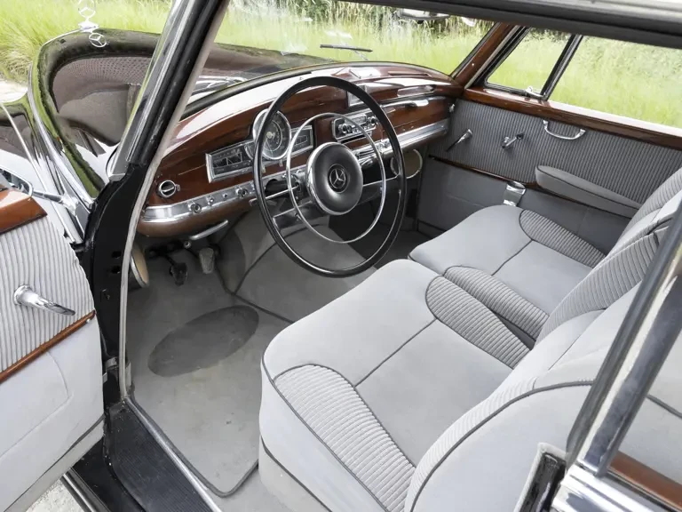 1960 Mercedes-Benz W186 & W189 Adenauer - Image 5 of 31