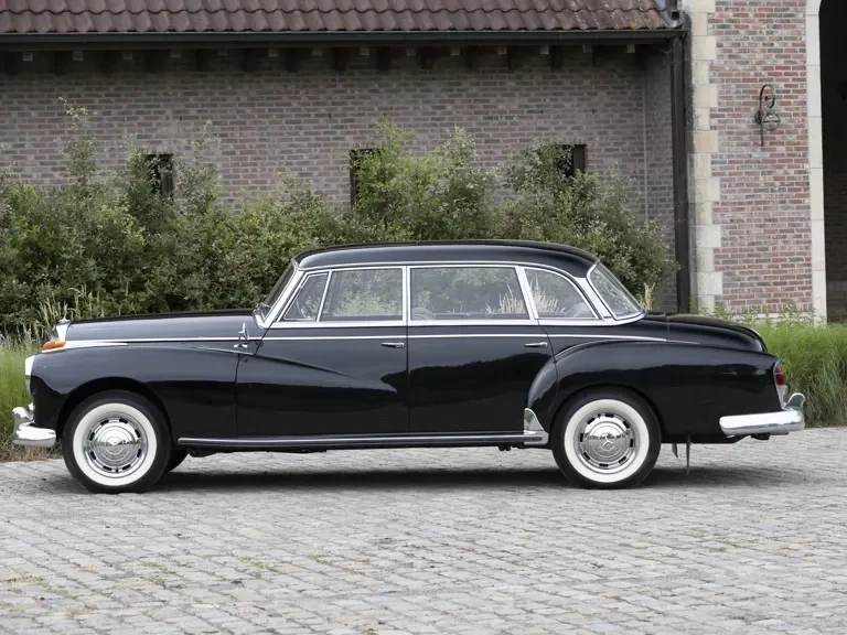 1960 Mercedes-Benz W186 & W189 Adenauer - Image 6 of 31