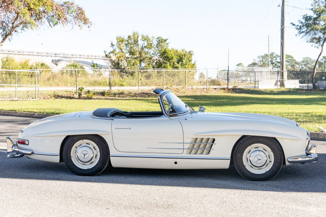 1960 Mercedes-Benz 300SL Roadster - Image 7 of 31
