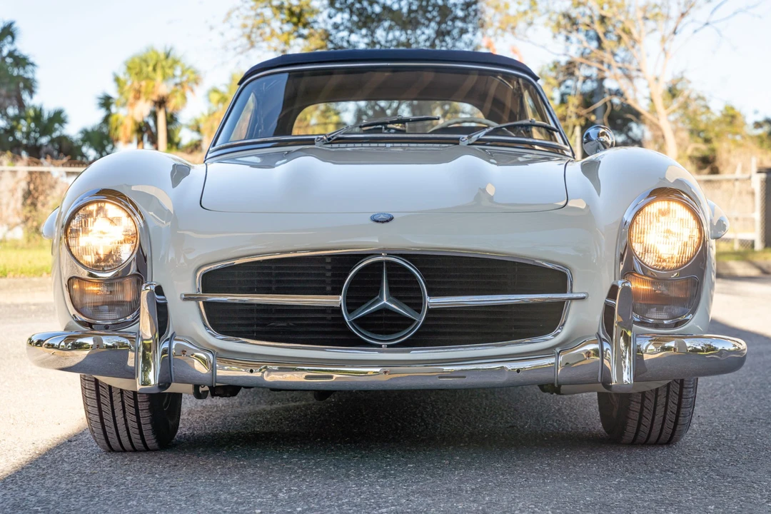 1960 Mercedes-Benz 300SL Roadster - Image 15 of 31