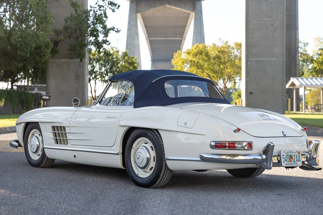 1960 Mercedes-Benz 300SL Roadster - Image 22 of 31
