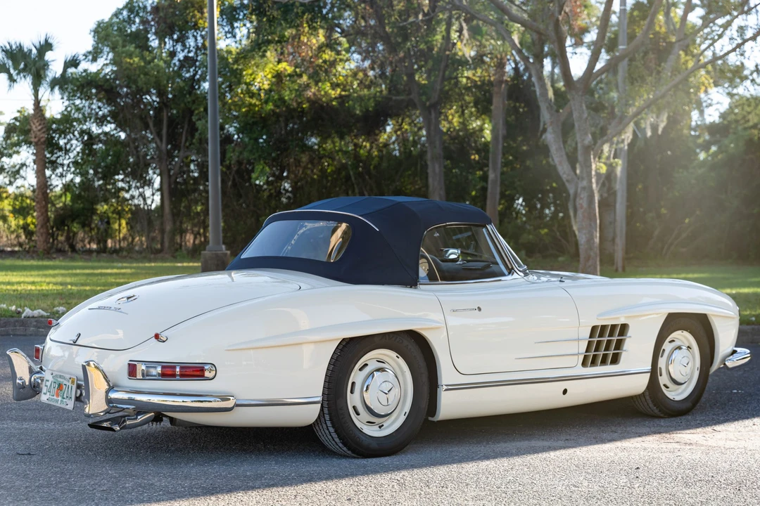 1960 Mercedes-Benz 300SL Roadster - Image 20 of 31