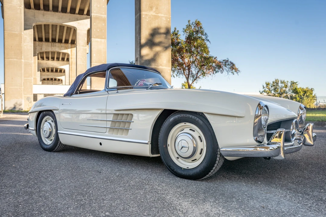 1960 Mercedes-Benz 300SL Roadster - Image 18 of 31