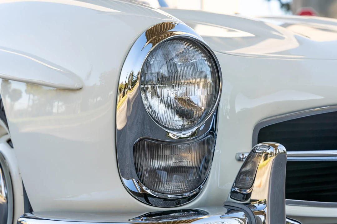 1960 Mercedes-Benz 300SL Roadster - Image 24 of 31