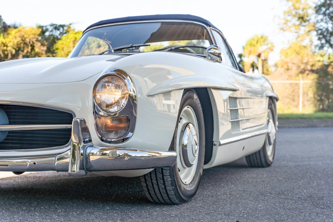 1960 Mercedes-Benz 300SL Roadster - Image 26 of 31