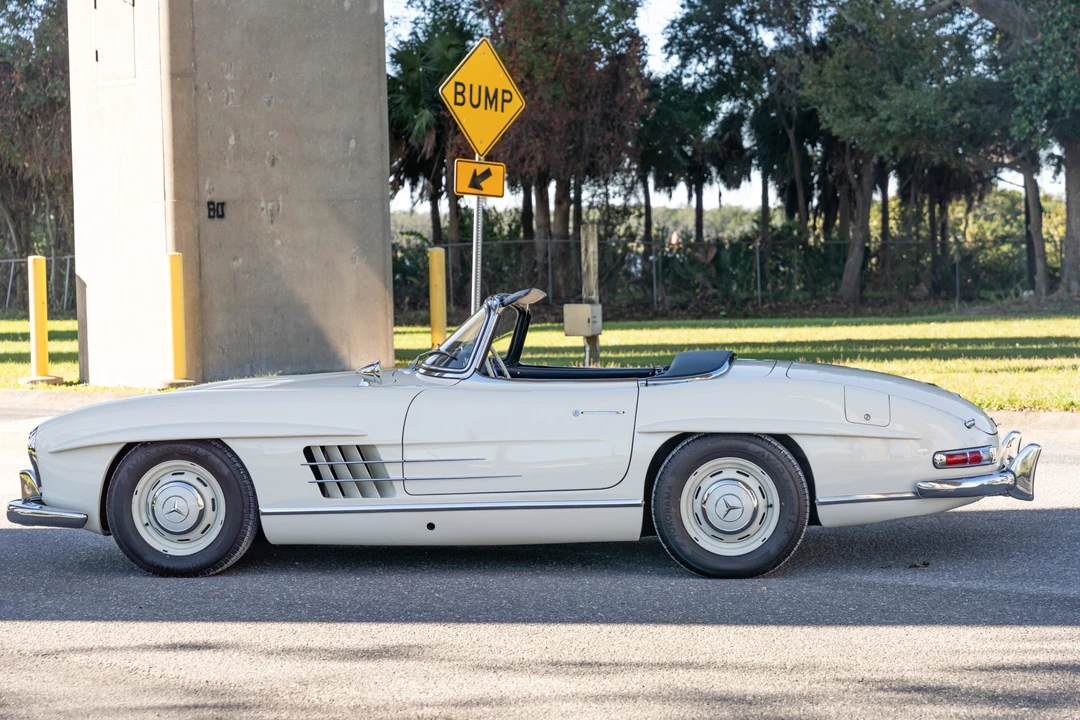1960 Mercedes-Benz 300SL Roadster - Image 11 of 31